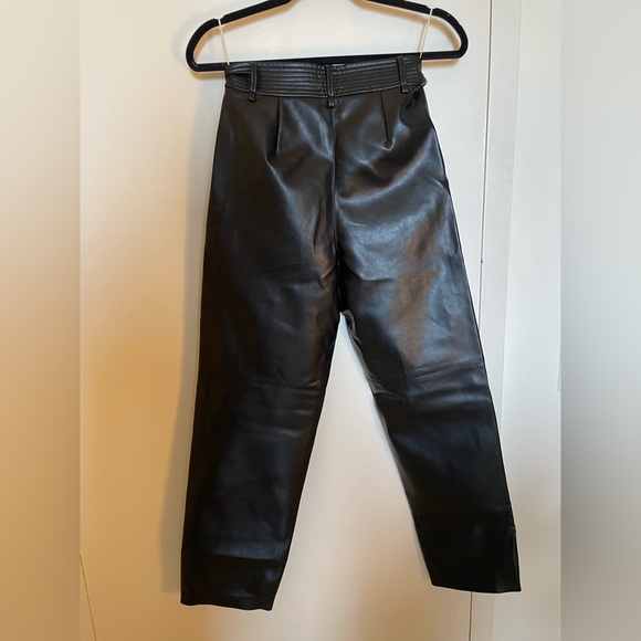 Wilfred by Aritzia Funk Vegan Leather Pants Size 4 - Picture 12 of 12